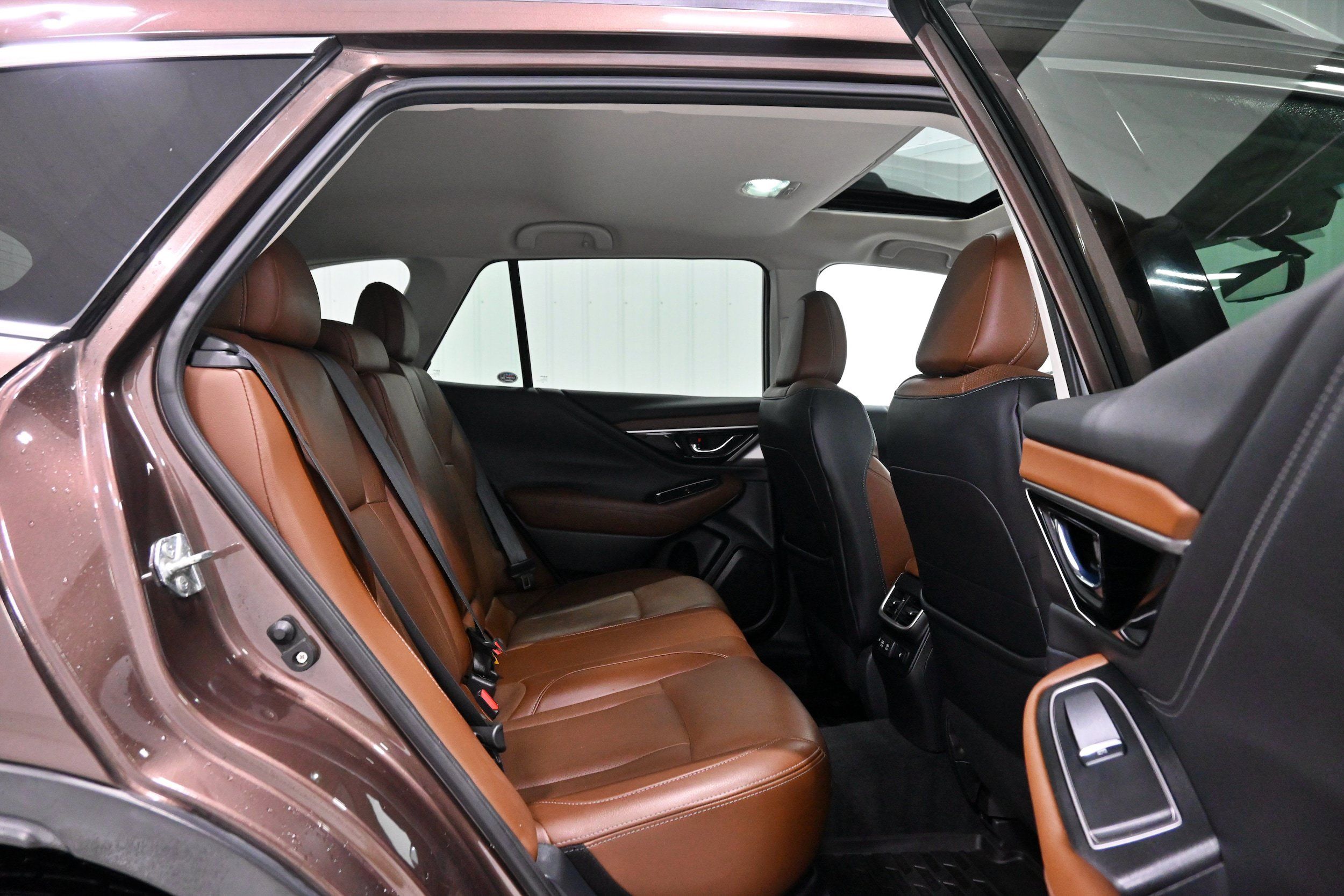 Used 2021 Subaru Outback Touring XT AWD/4WD image 31