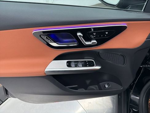 New 2026 Mercedes-Benz GLC 300 image 17