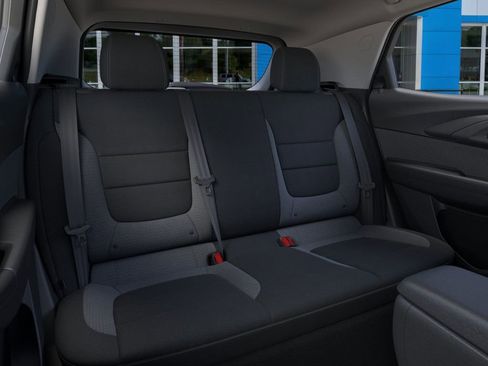 New 2026 Chevrolet TrailBlazer LT w/ LT Cold Weather Package FWD image 19