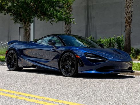 Used 2025 McLaren 750S RWD image 5