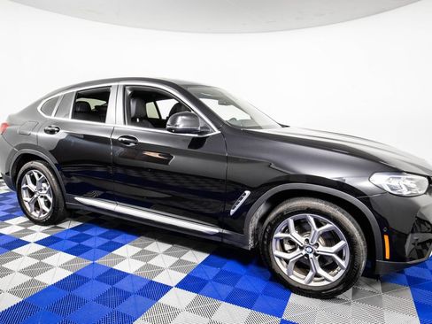 Used 2024 BMW X4 xDrive30i w/ Parking Assistance Package AWD/4WD image 4