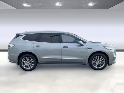 Certified 2023 Buick Enclave Avenir w/ Avenir Technology Package image 8