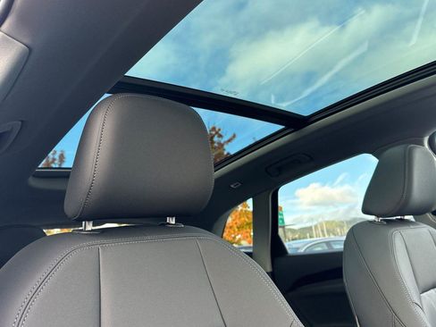 New 2025 Audi Q5 Premium image 16