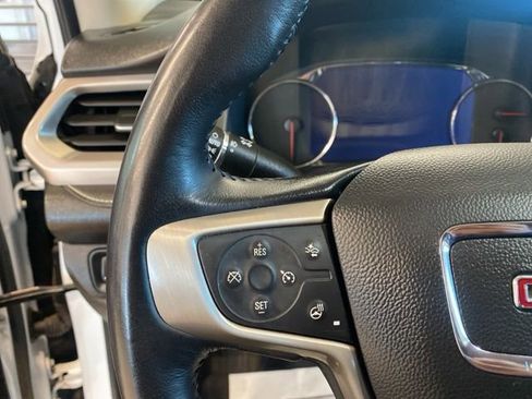 Used 2022 GMC Acadia Denali w/ Denali Technology Package image 16