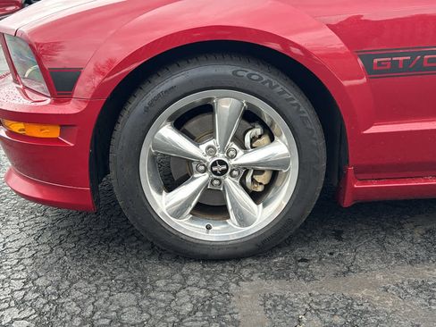 Used 2009 Ford Mustang GT Premium image 17