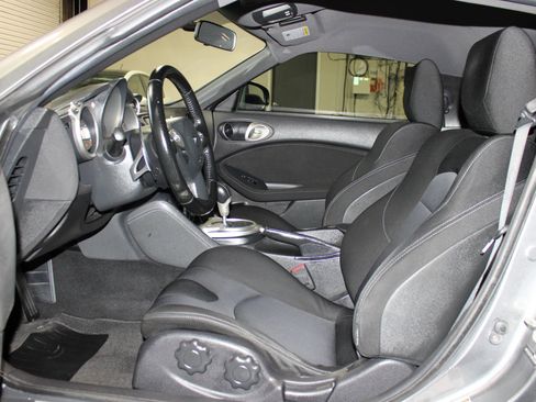 Used 2012 Nissan 370Z Coupe w/ Sport Pkg RWD image 9