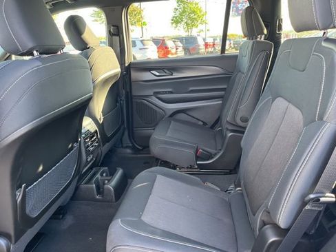 New 2026 Jeep Grand Cherokee L Laredo AWD/4WD image 13