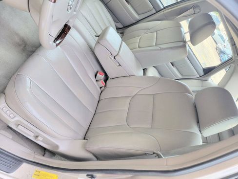 Used 2003 Toyota Avalon XLS FWD image 2