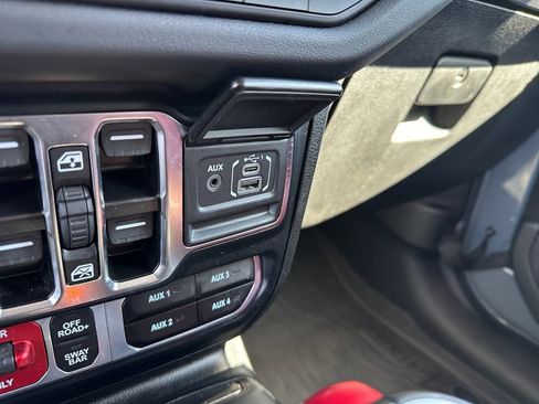 Used 2024 Jeep Wrangler Unlimited Rubicon 392 image 24