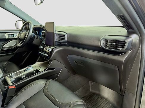 Used 2022 Ford Explorer ST w/ Equipment Group 401A image 34