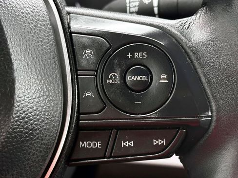 Certified 2025 Toyota Corolla SE FWD image 26