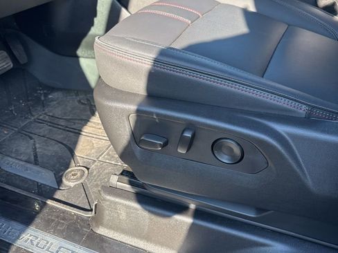 Used 2024 Chevrolet Suburban RST w/ Luxury Package image 20