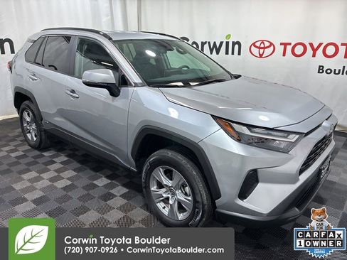Used 2025 Toyota RAV4 XLE AWD/4WD image 1