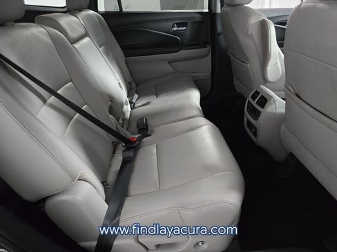 Used 2019 Honda Pilot Touring image 20