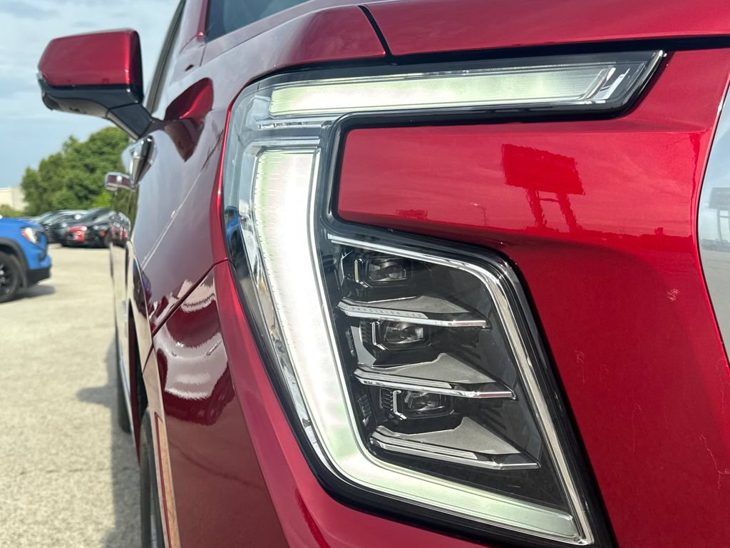 New 2026 GMC Yukon Denali w/ Denali Reserve Package AWD/4WD image 11