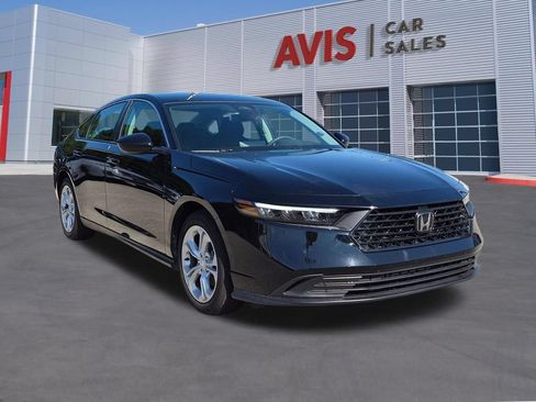 Used 2025 Honda Accord LX image 3