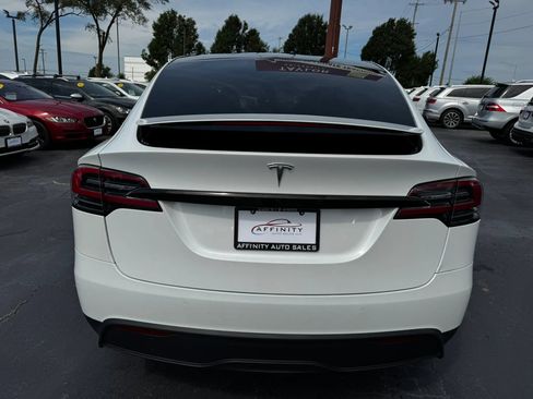 Used 2022 Tesla Model X AWD/4WD image 4
