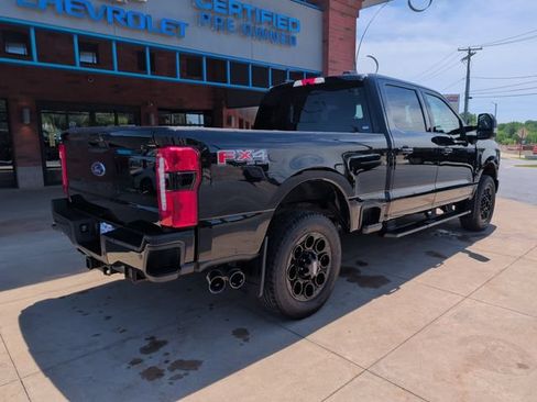Used 2024 Ford F250 Lariat w/ Sport Appearance Package AWD/4WD image 9