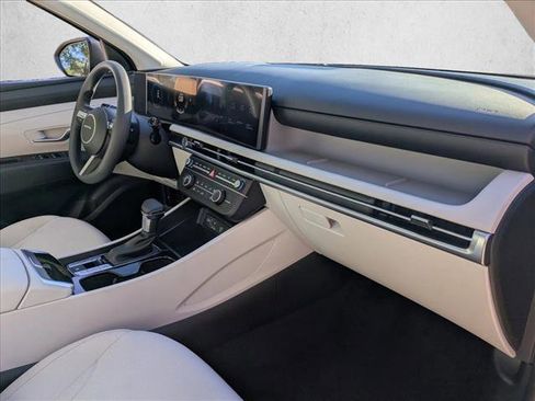 New 2026 Hyundai Tucson SE image 22