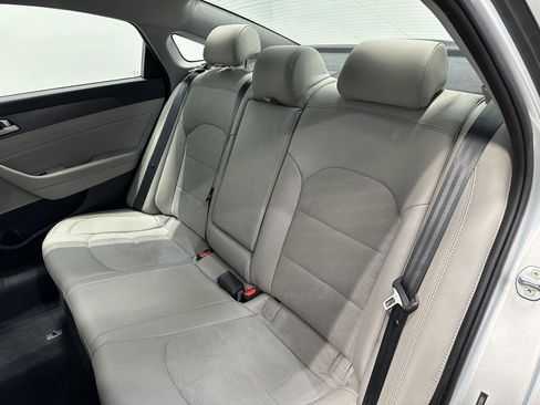 Used 2017 Hyundai Sonata Sport w/ Value Edition Package 02 image 25