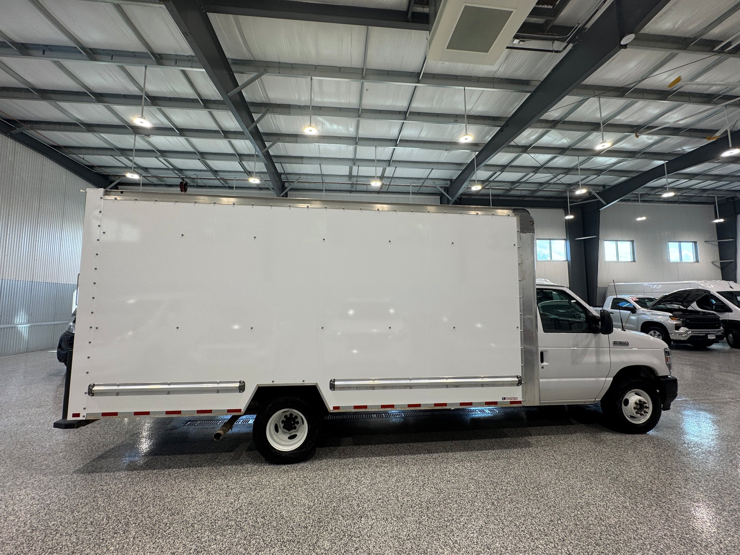 Used 2023 Ford E-350 and Econoline 350 Super Duty w/ Driver's Safety Package RWD image 5