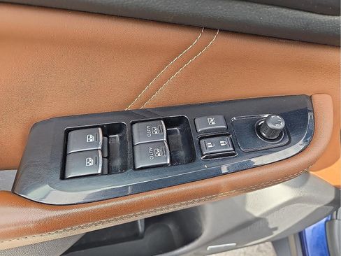 Used 2017 Subaru Outback 3.6R Touring image 15