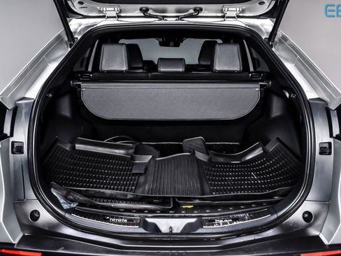 Used 2024 Toyota bZ4X XLE w/ Weather Package image 11