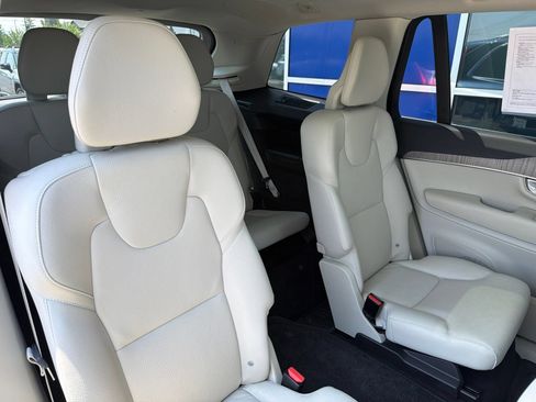Used 2023 Volvo XC90 B6 Plus w/ Protection Package Premier AWD/4WD image 24