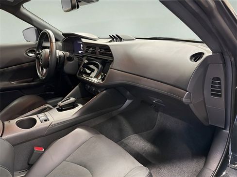 Used 2024 Nissan Z Performance w/ Floor Mat Package image 15