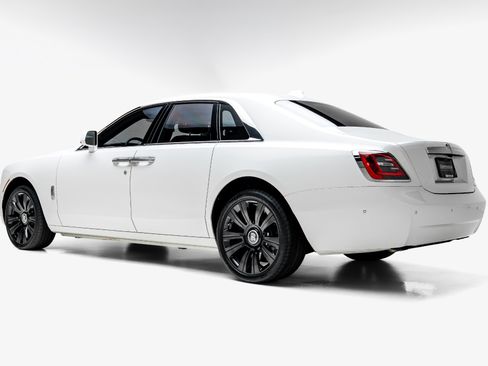 Used 2022 Rolls-Royce Ghost AWD/4WD image 8