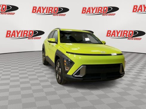 Used 2024 Hyundai Kona SEL image 3