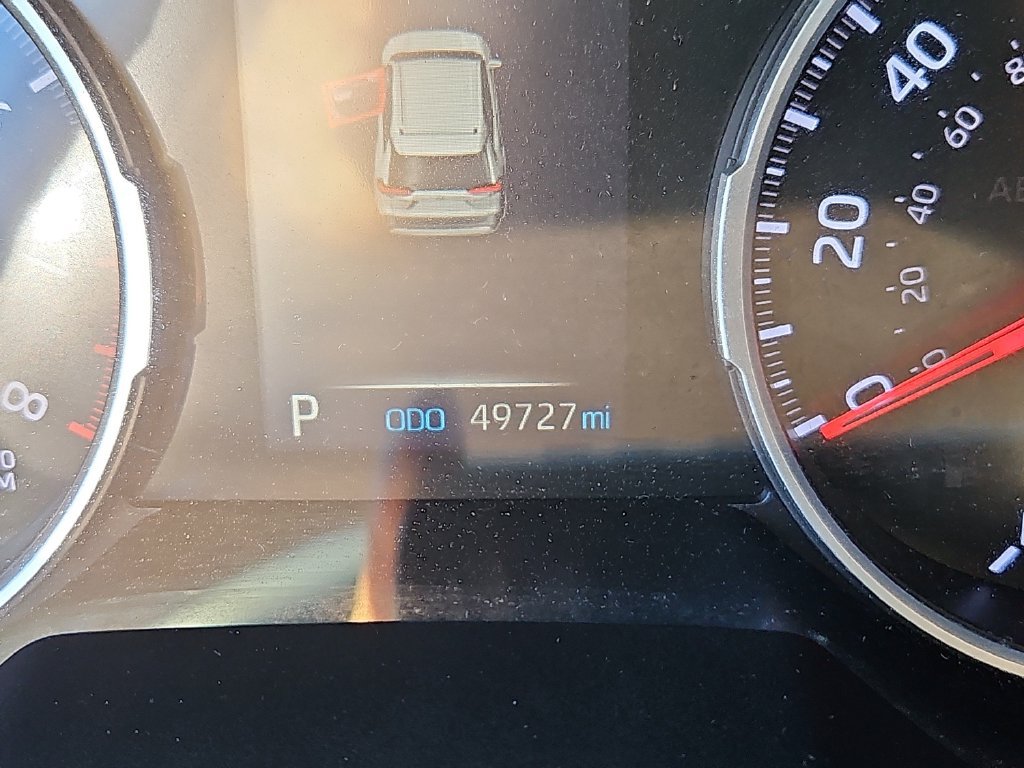 Used 2020 Toyota RAV4 XLE Premium AWD/4WD image 12