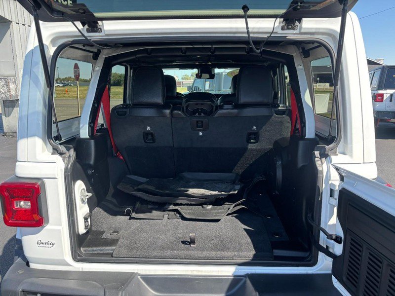 Used 2020 Jeep Wrangler Unlimited Rubicon w/ Quick Order Package 28Y Recon AWD/4WD image 6