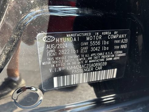Used 2025 Hyundai Ioniq 6 SE AWD/4WD image 11
