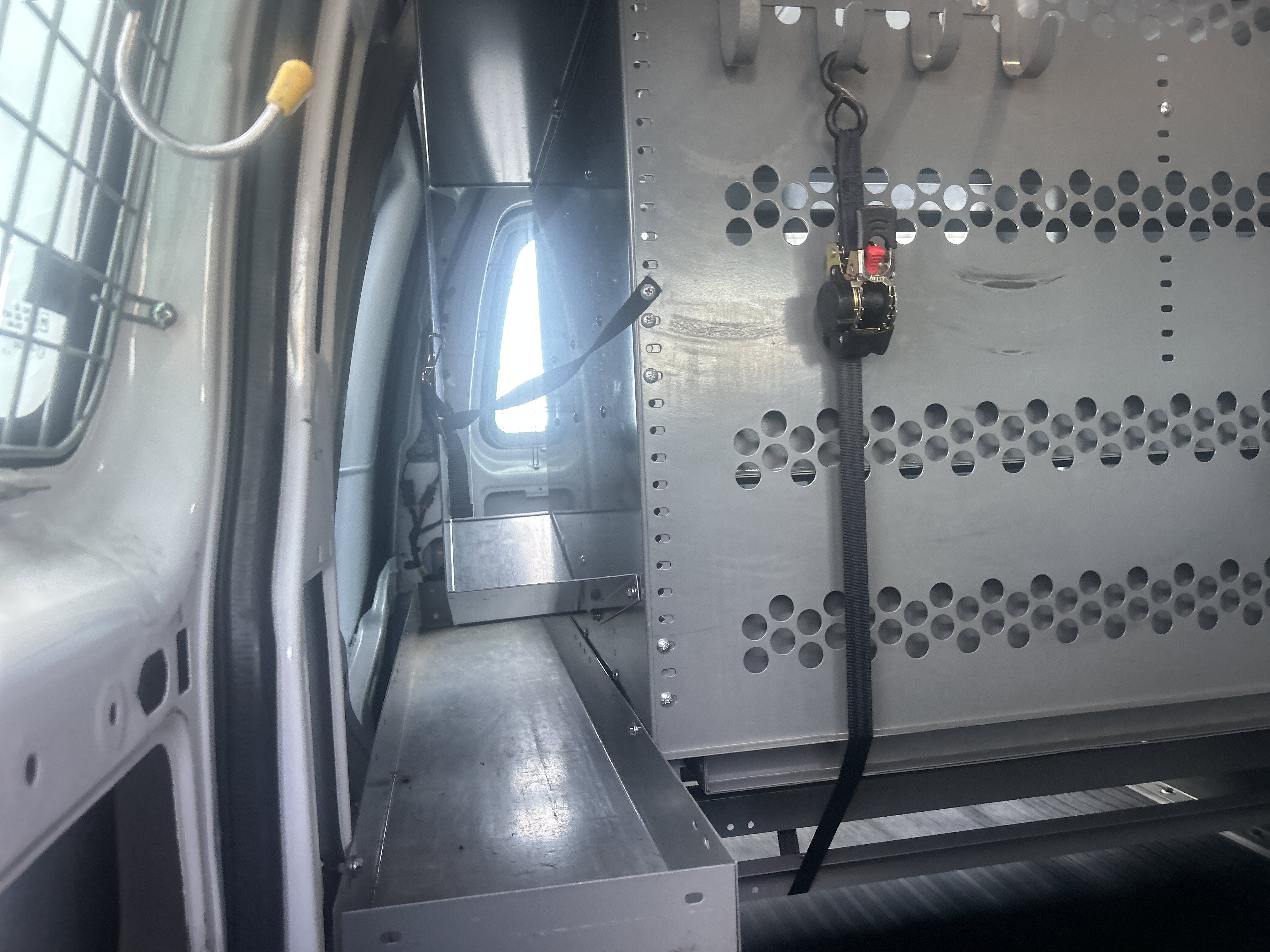 Used 2017 Chevrolet Express 2500 RWD image 29