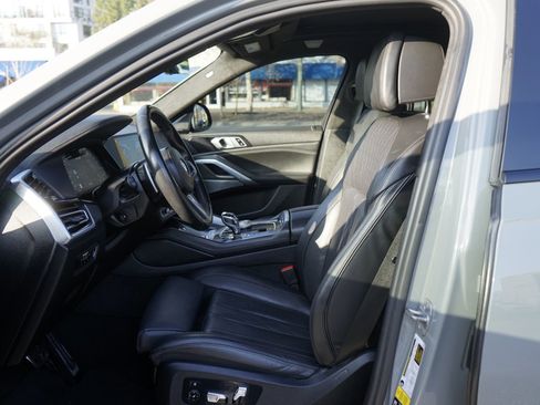 Used 2023 BMW X6 M50i w/ Executive Package image 16