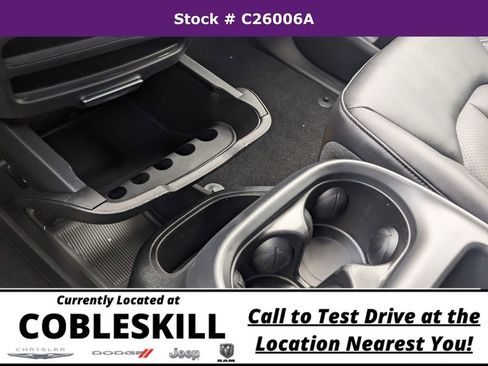 New 2026 Chrysler Pacifica Select image 31