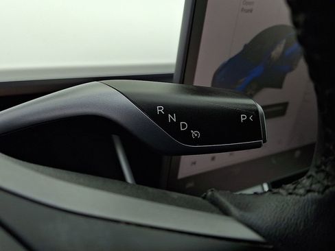 Used 2021 Tesla Model Y Long Range image 22