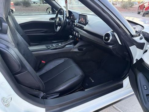 Used 2021 MAZDA MX-5 Miata Grand Touring image 24