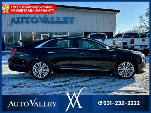 Used 2019 Cadillac XTS Luxury image 8
