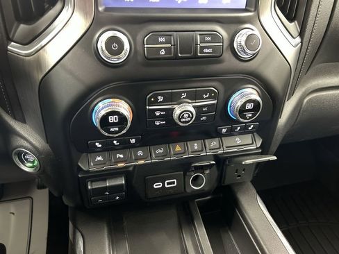 Certified 2020 GMC Sierra 1500 Denali w/ Technology Package image 16
