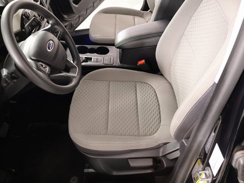 Used 2022 Ford Escape SE image 10