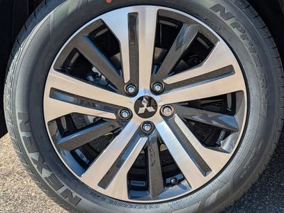 New 2026 Mitsubishi Outlander Sport SE