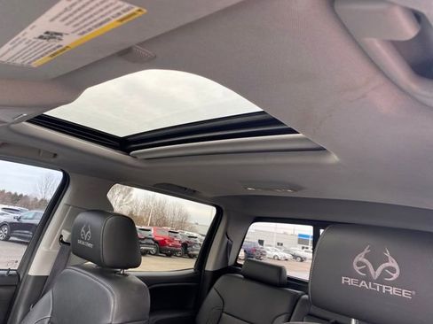 Certified 2016 Chevrolet Silverado 1500 LTZ Z71 w/ Realtree Edition image 15