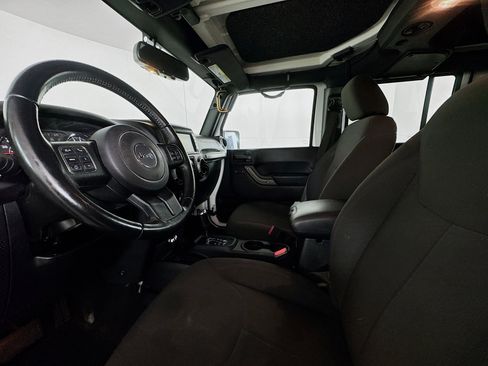 Used 2017 Jeep Wrangler Unlimited Sport image 20