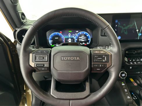 Used 2024 Toyota Land Cruiser image 18