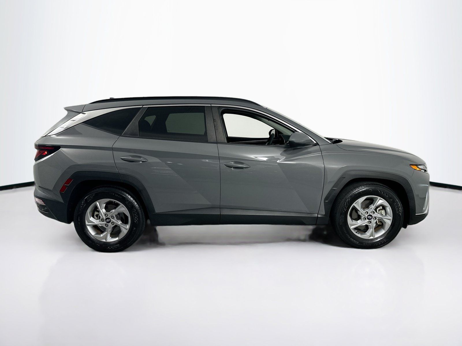 Used 2024 Hyundai Tucson SEL FWD image 4