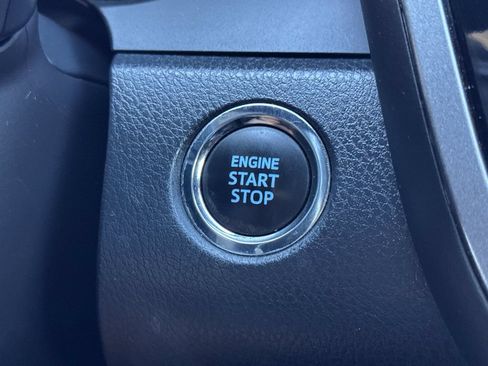 Used 2022 Toyota Camry XSE FWD image 23