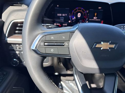 Used 2025 Chevrolet Tahoe LT AWD/4WD image 16
