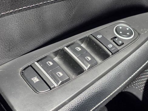 Used 2023 Kia Forte GT-Line w/ GT-Line Premium Package FWD image 9